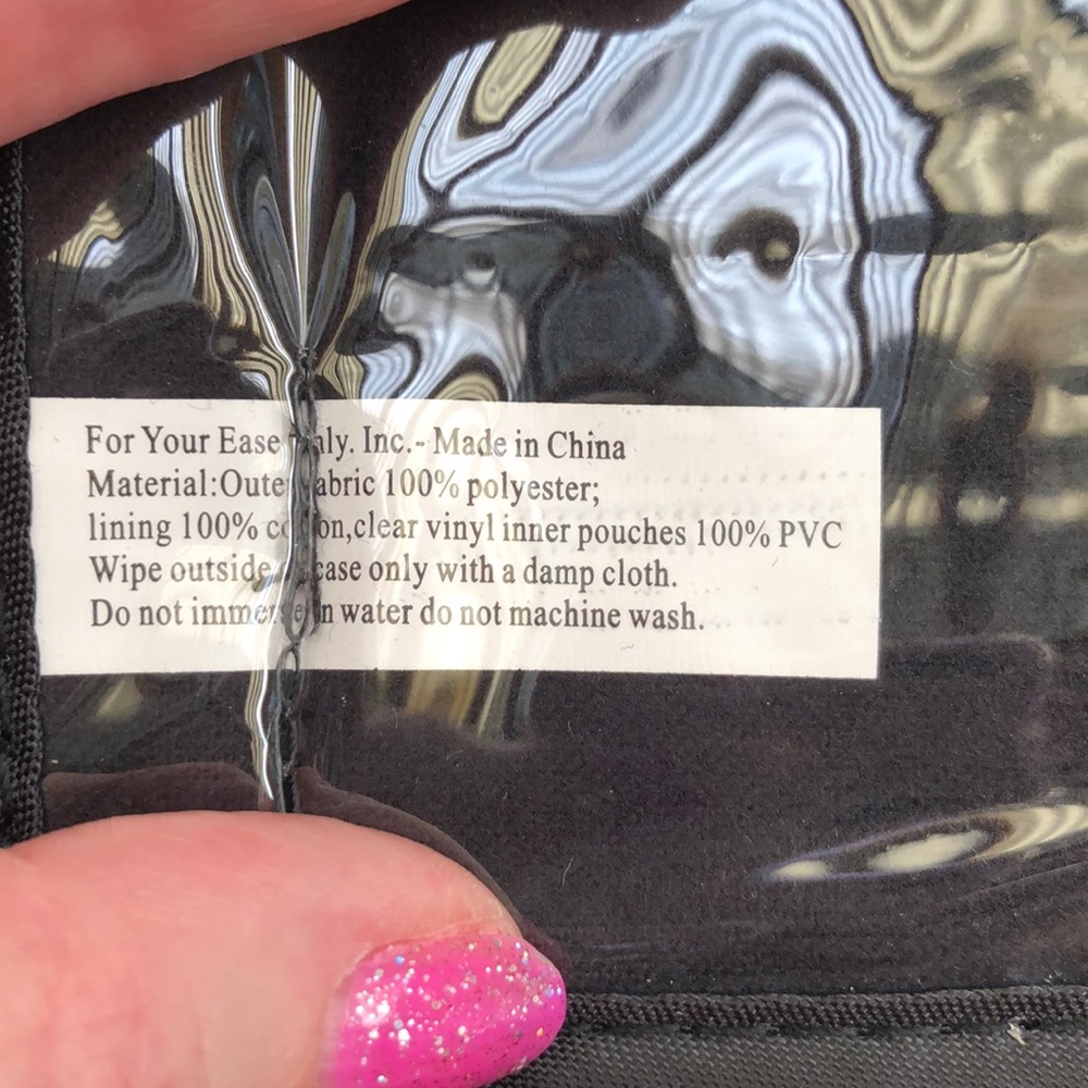 Travel jewelry/makeup pouch - hardly ever used!!! - Picture 7 of 8